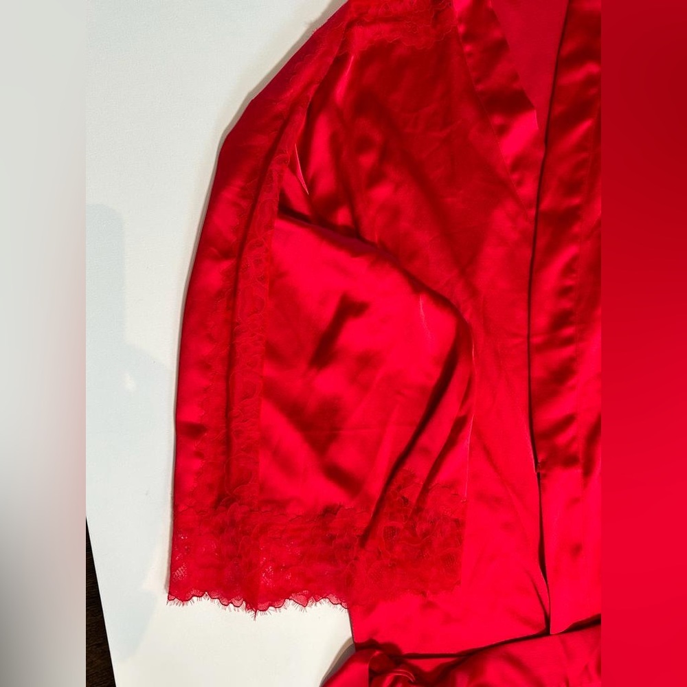 Victoria Secrets Short Red Robe- Medium/Large - Picture 2 of 5